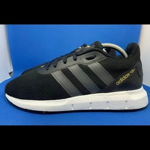 ADIDAS SWIFT RUN RF Running Shoes Women's Sz 8